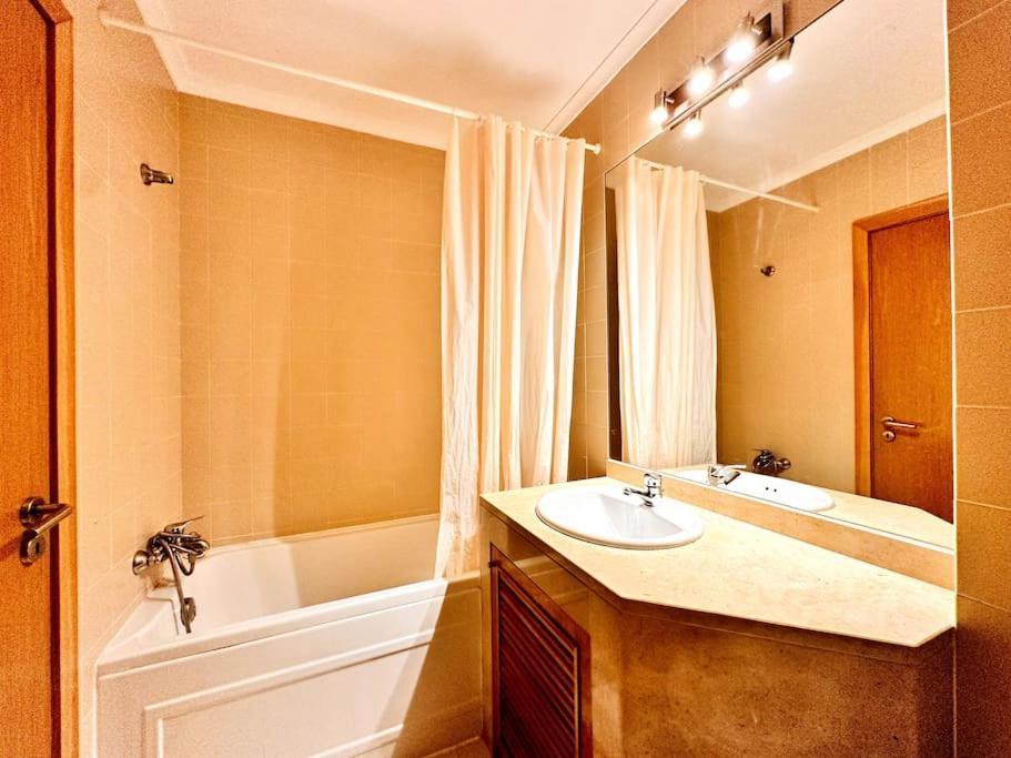 Sweety Bela Vista Apartment Lisboa Ngoại thất bức ảnh